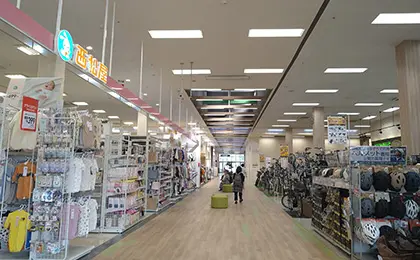 イオンタウン蕨店（店内）写真